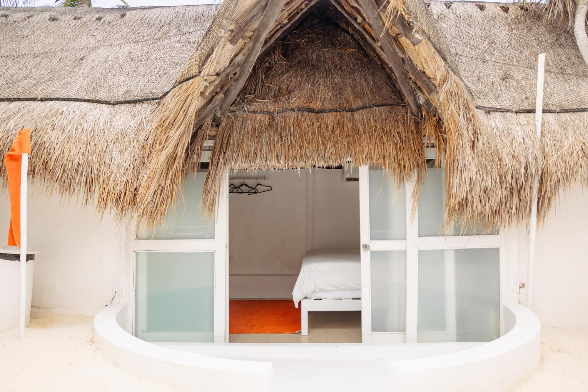 Shambala Beach House Тулум Екстериор снимка